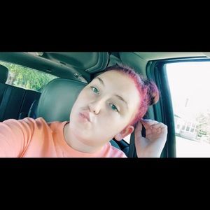 Meet your Posher, Alisa